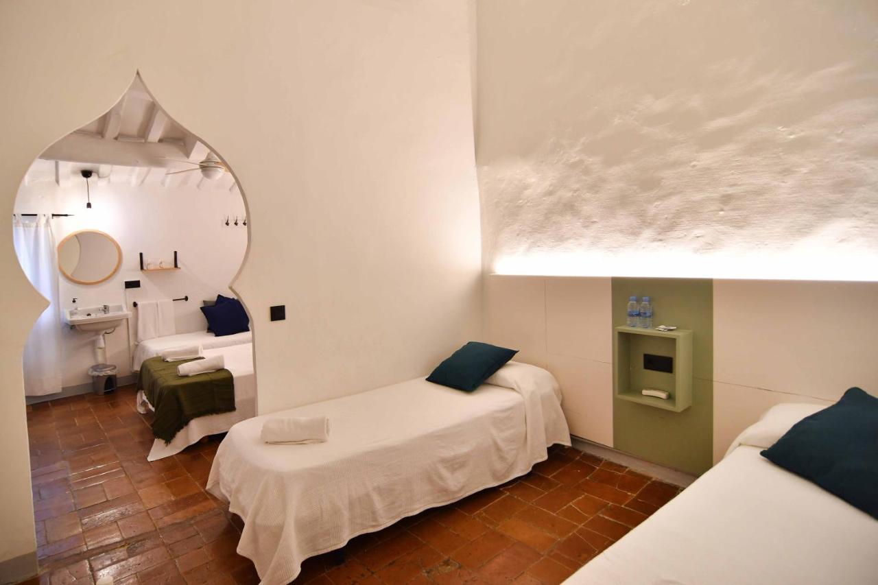 Hostal L'Estrella Palafrugell Exterior photo